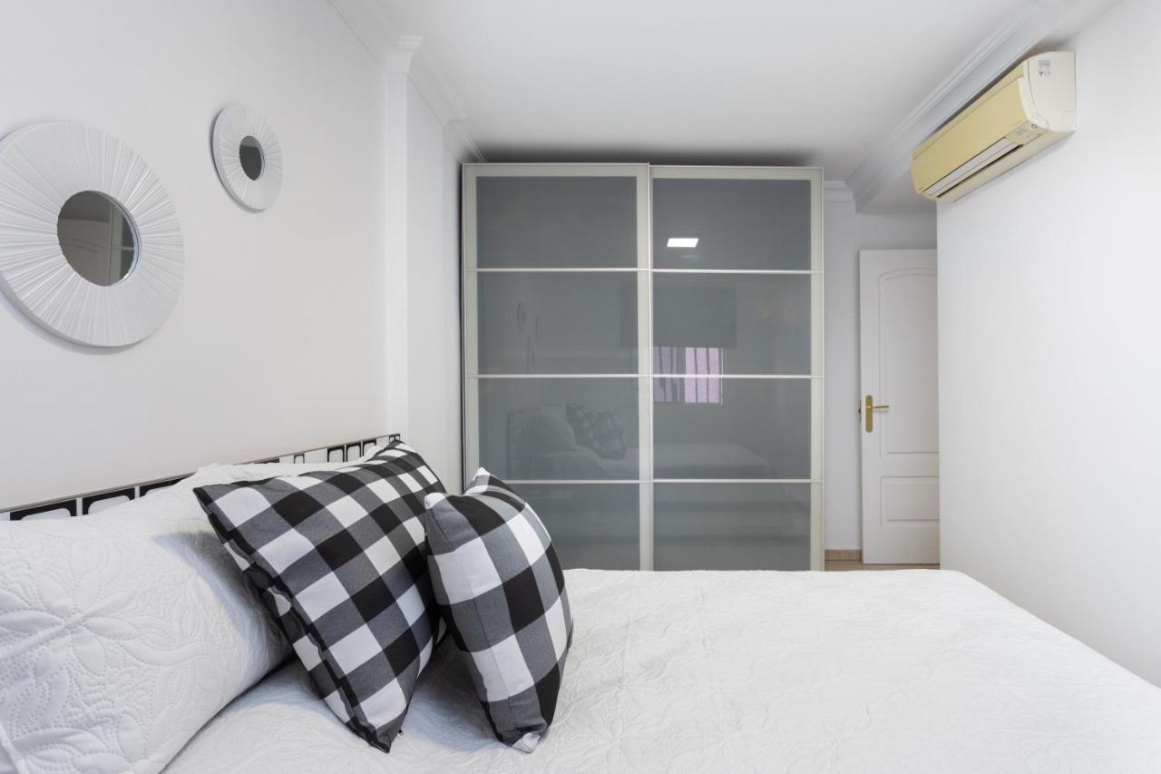 Home2Book Fantastic 160M2 Terrace Flat & Bbq Radazul 외부 사진